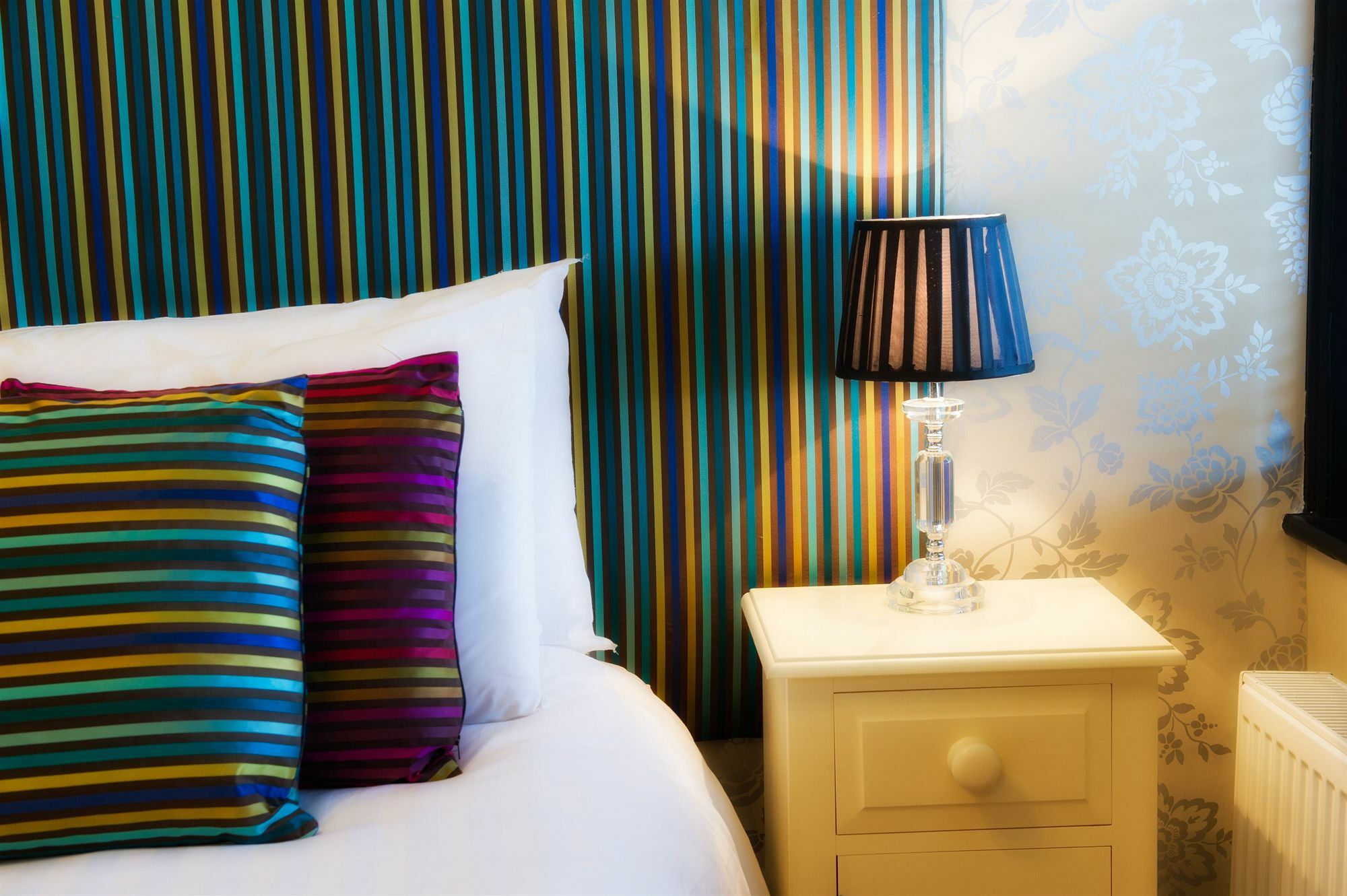 Hotel The Grafton Harrogate Exterior foto A room at the hotel