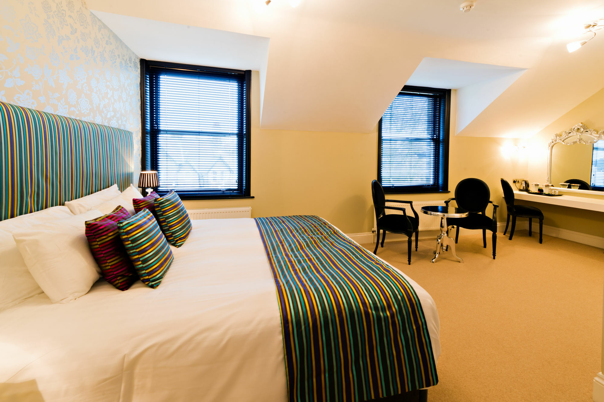 Hotel The Grafton Harrogate Exterior foto A room at the hotel